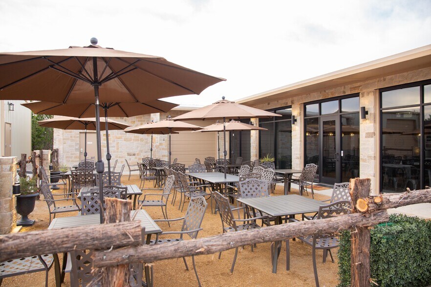 More Photos Of 6000 Tucker Dr, Weatherford Winery Vineyard For Sale