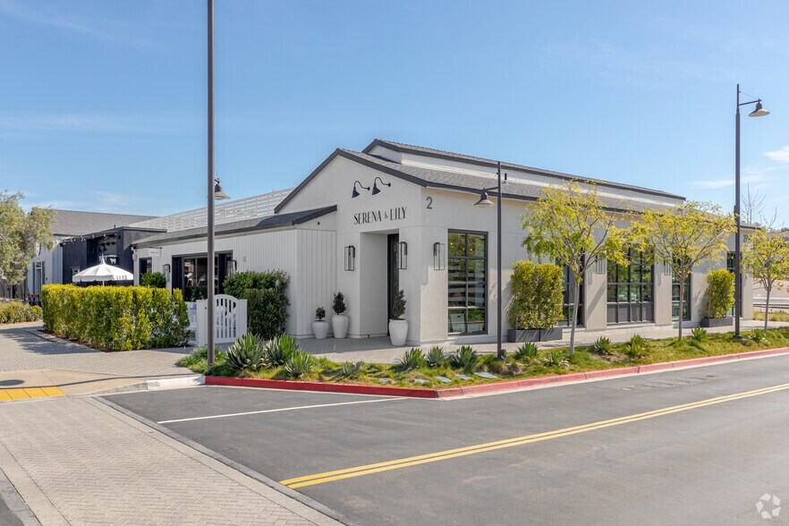 More Photos Of El Camino Real @ Del Mar Heights Road @ Del Mar Heights Road, San Diego Unknown For Lease