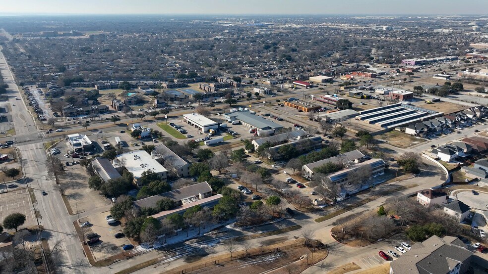 Primary Photo Of 2304 Oak Ln, Grand Prairie Office For Sale