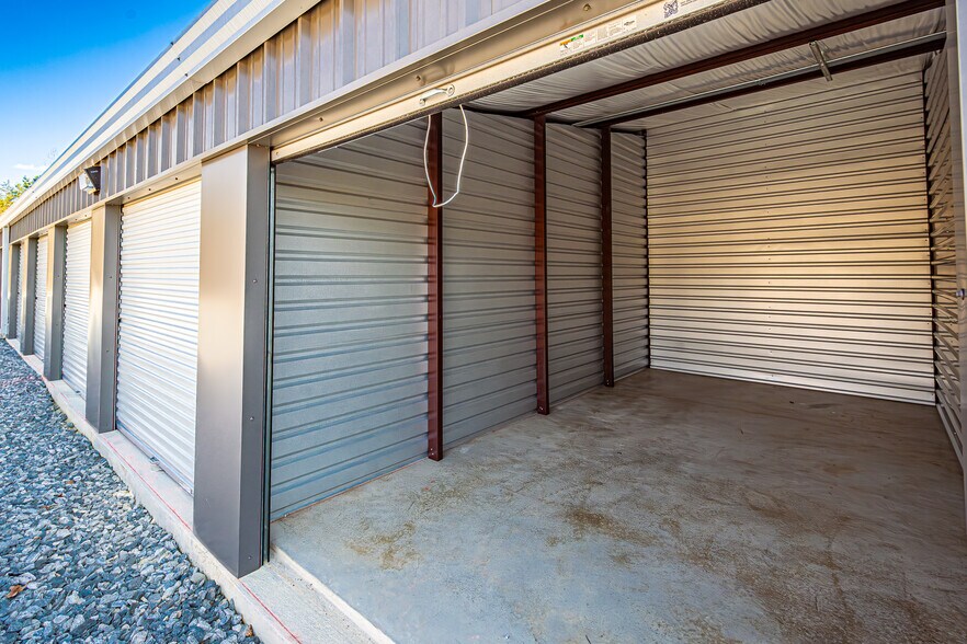 More Photos Of 1195 Lumpkin County Pkwy, Dahlonega Self Storage For Sale