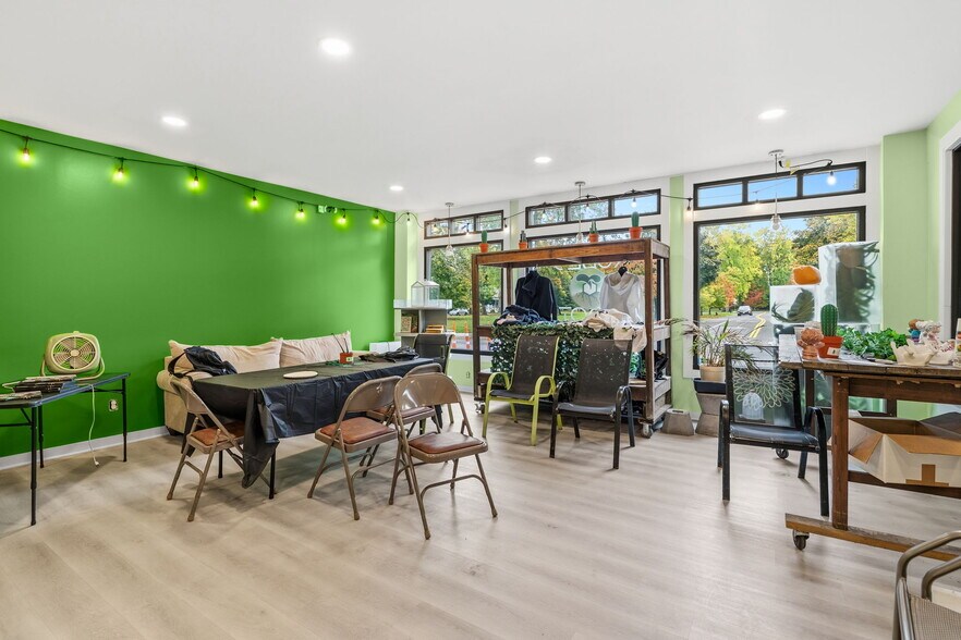 More Photos Of , Buffalo General Retail For Sale