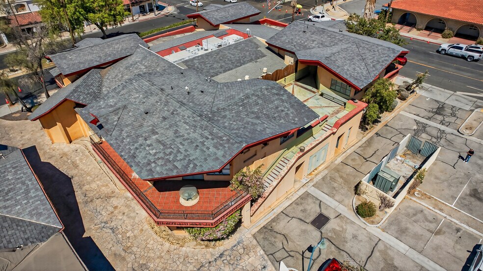 More Photos Of 73951-73995 El Paseo, Palm Desert Storefront For Sale