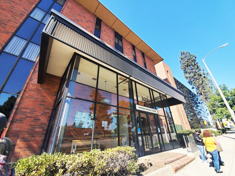 Primary Photo Of 323 N Prairie Ave, Inglewood Medical For Lease