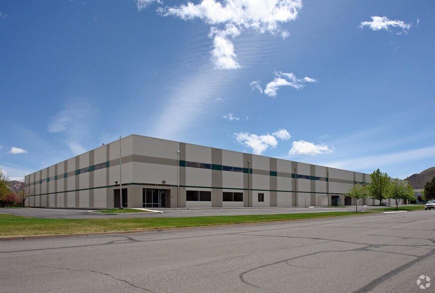 Primary Photo Of 4670-4674 Aircenter Cir, Reno Warehouse For Lease