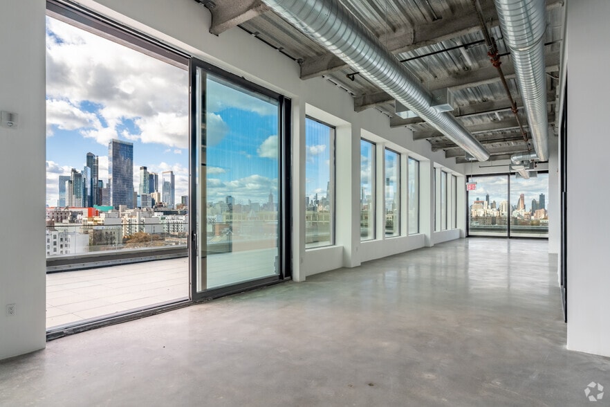 More Photos Of 3501 36th Ave, Astoria Medical For Lease