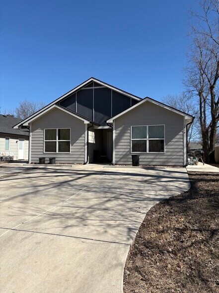 More Photos Of 1514 N Madison Ave, Wichita Apartments For Sale