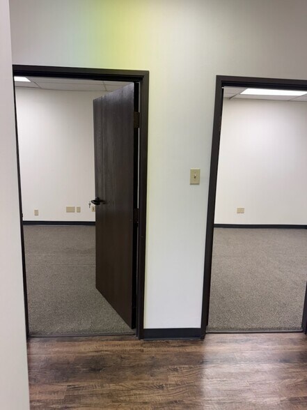 More Photos Of 2400 Lakeview Dr, Amarillo Office For Sale