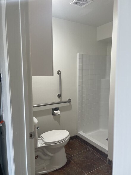 More Photos Of 7162 N 57th Ave, Glendale Apartments For Sale