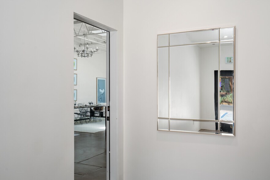More Photos Of 310 Johnson St, Santa Fe Specialty For Sale