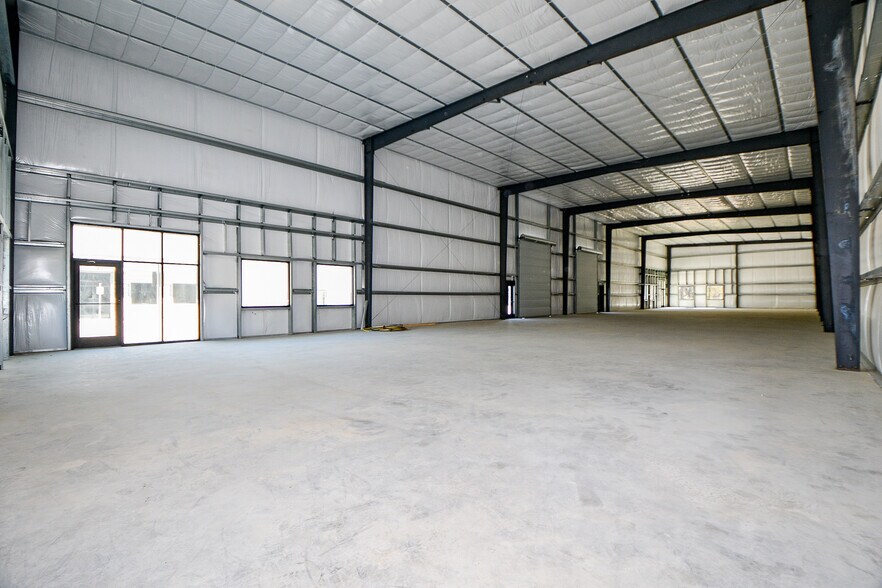 More Photos Of 5713 13th St, Katy Unknown For Lease