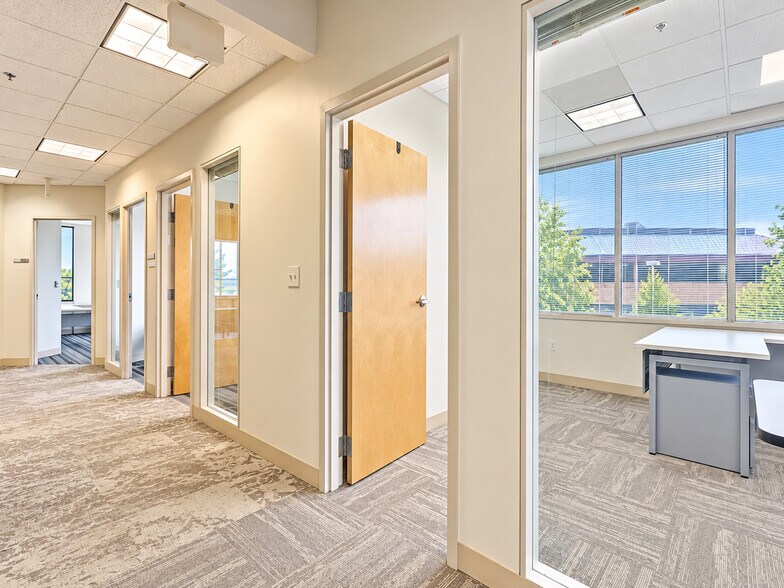 More Photos Of 350 Sentry Pky, Blue Bell Office For Lease