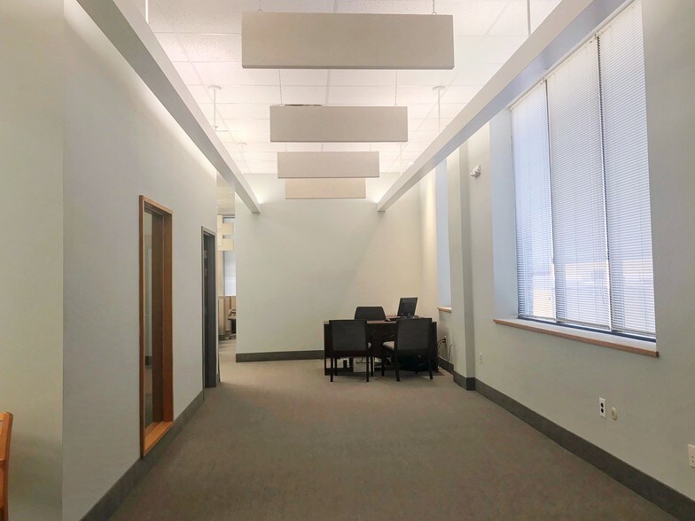 More Photos Of 10 E 6th Ave, Conshohocken Office For Lease