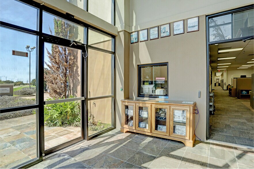 More Photos Of 11150 Cash Rd, Stafford Office For Lease