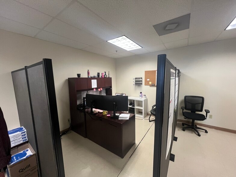More Photos Of 112 Corporate Dr, Morgantown Warehouse For Sale