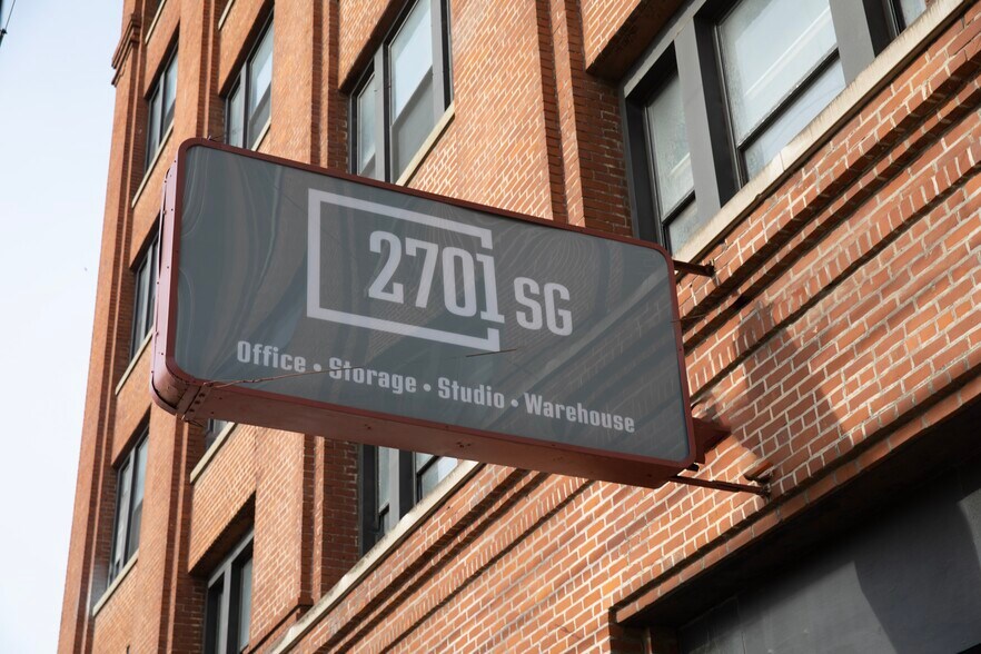 More Photos Of 2701 Spring Grove Ave, Cincinnati Warehouse For Lease