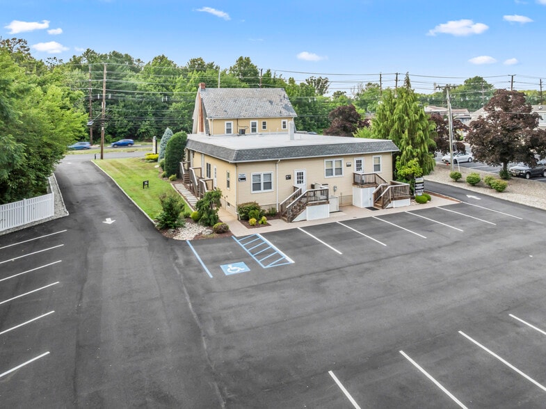 More Photos Of 1648 US Highway 130, North Brunswick Medical For Sale
