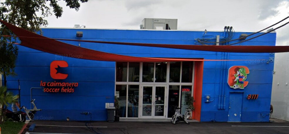 More Photos Of 8111-8113 NW 54th St, Miami Warehouse For Lease