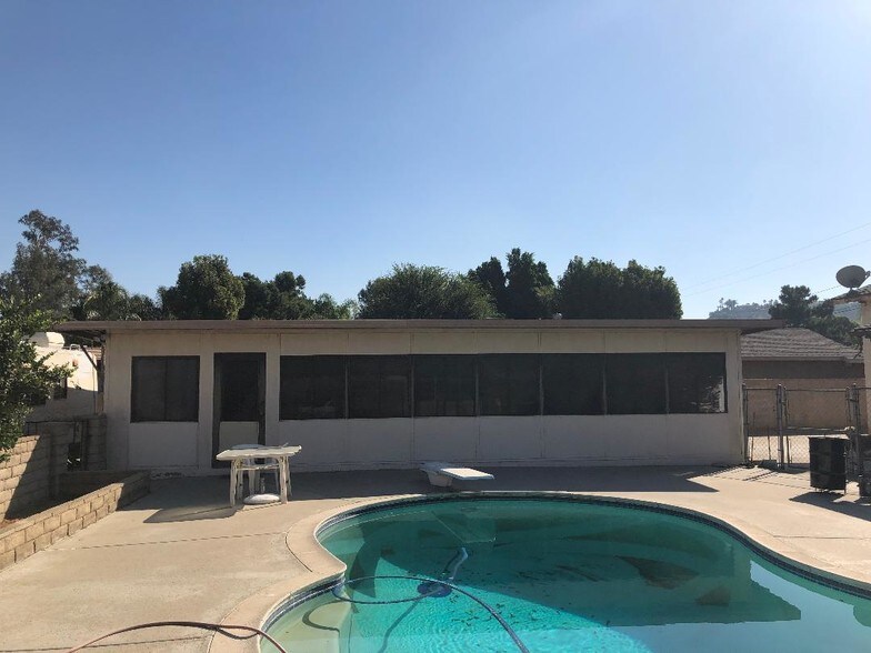 17640 Maywood St, Bloomington, CA 92316 Contractor Storage Yard For