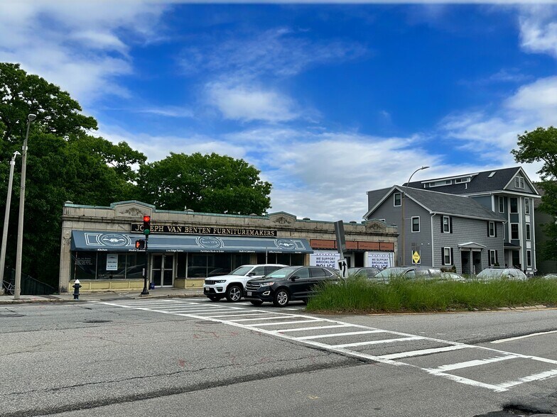 Primary Photo Of 815-823 Boylston St, Chestnut Hill Freestanding For Lease