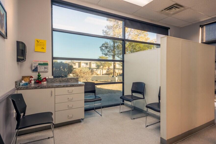 More Photos Of 3210 S Decatur Blvd, Las Vegas General Retail For Lease