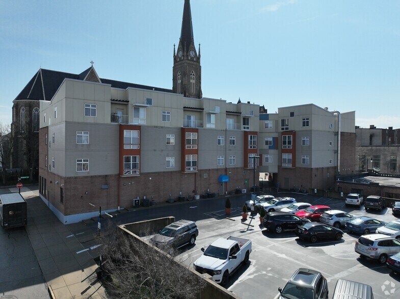 More Photos Of 2835-2847 Woodburn Ave, Cincinnati Apartments For Lease