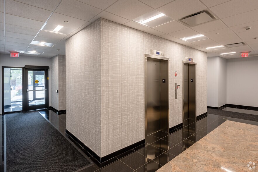 More Photos Of 690 Kinderkamack Rd, Oradell Medical For Lease