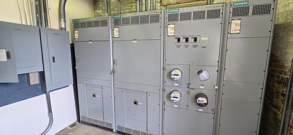 More Photos Of 155-175 Rano St, Buffalo Office For Sale