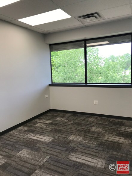 More Photos Of 1001 S Perry St, Castle Rock Medical For Sale