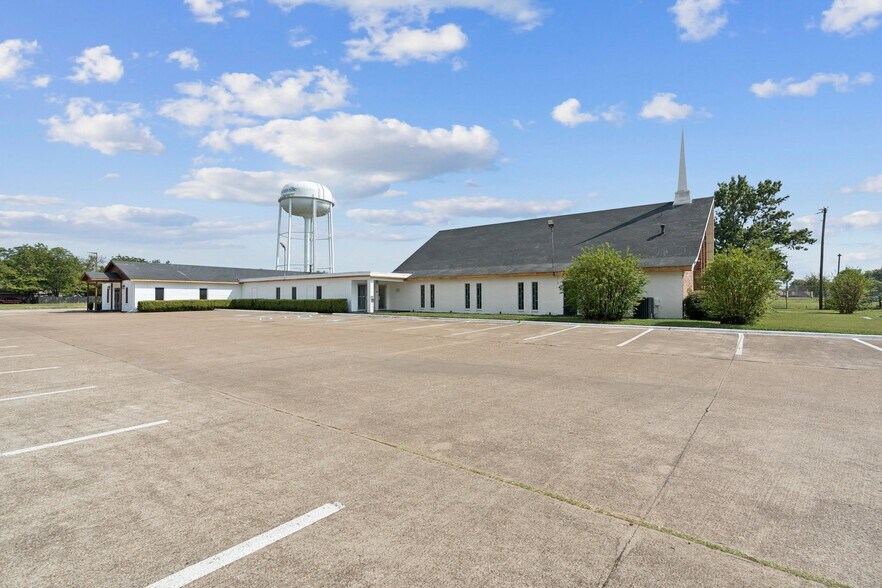 More Photos Of 200 Carr Ln, Duncanville Religious Facility For Lease
