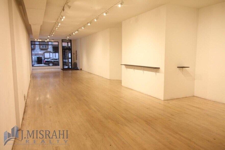 More Photos Of 98 Orchard St, New York Apartments For Lease