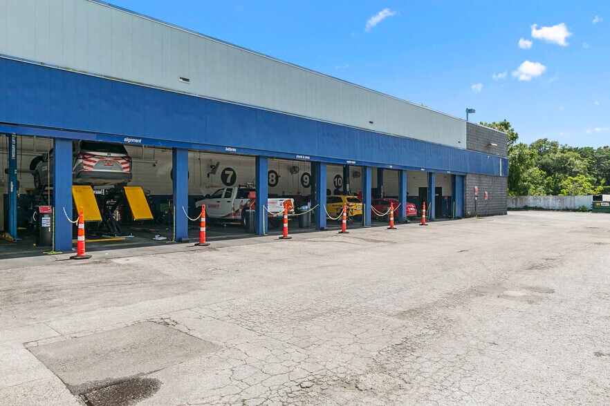 More Photos Of 7750 S Orange Blossom Trl, Orlando Storefront For Sale