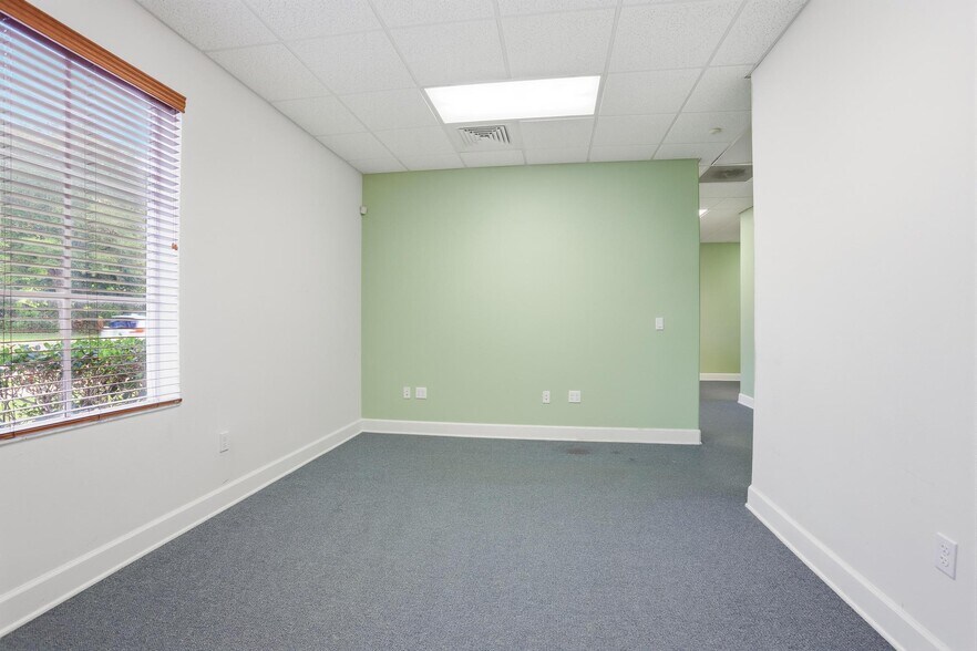 More Photos Of 344 S Woodland Blvd, Deland Office For Sale