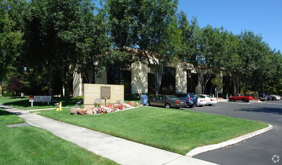 More Photos Of 19925 Stevens Creek Blvd, Cupertino Office For Lease