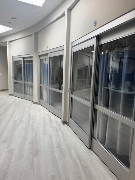 More Photos Of 5234 Little Rd, New Port Richey Medical For Sale