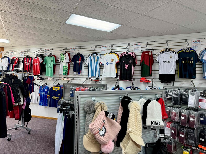 More Photos Of 115-159 Marion Blvd, Marion General Retail For Lease