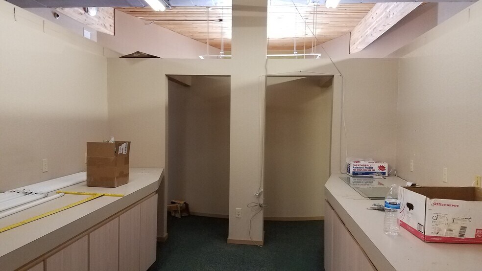 More Photos Of 17869 WA-536, Mount Vernon Office For Lease