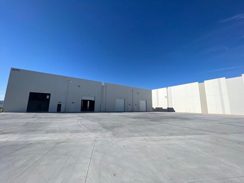 More Photos Of 5695 E North Belt Rd, Las Vegas Industrial For Lease
