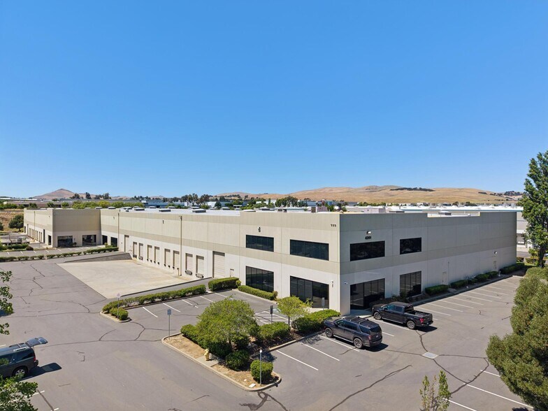 More Photos Of 4201 Industrial Way, Benicia Warehouse For Lease