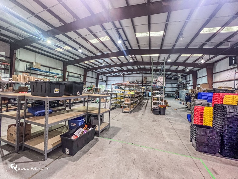 More Photos Of 121 Bells Ferry Ln, Marietta Distribution For Lease