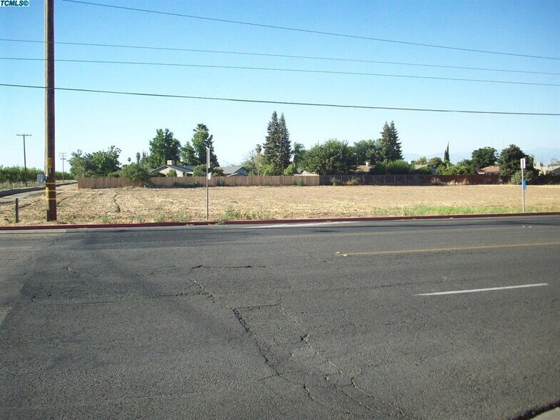 More Photos Of W Visalia Rd @ N. Stevens Avenue, Farmersville Land For Sale