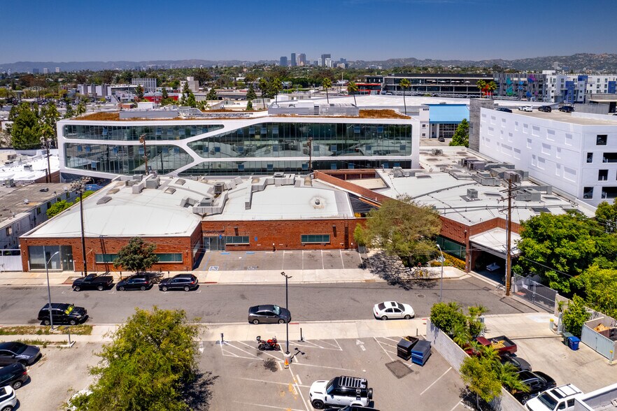 More Photos Of 8870 Washington Blvd, Culver City Loft Creative Space For Sale