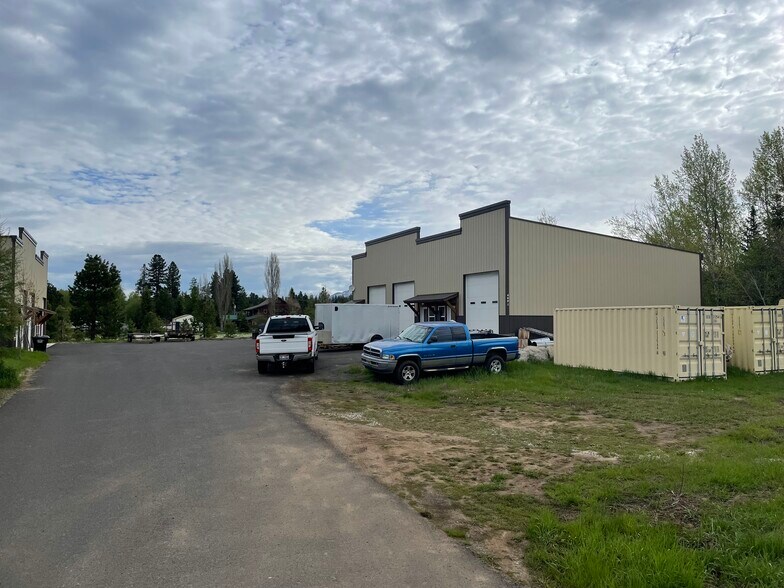 More Photos Of 460 Krahn Ln, McCall Warehouse For Sale