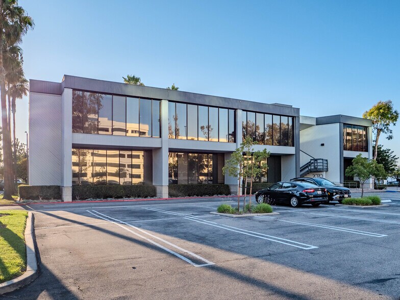 More Photos Of 2062 Business Center Dr, Irvine Unknown For Lease