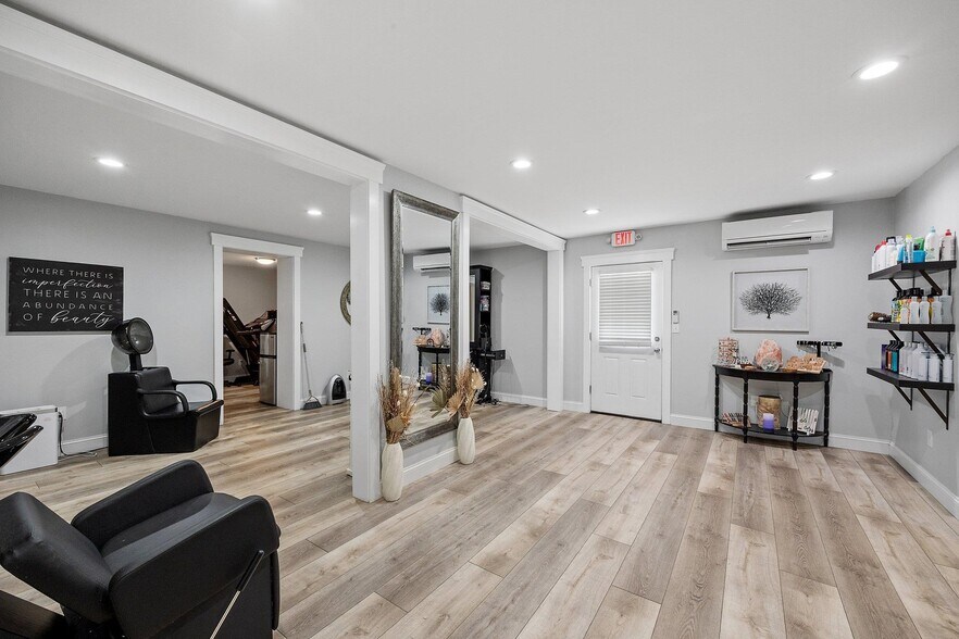 More Photos Of 45A Hanson, Rochester Apartments For Sale