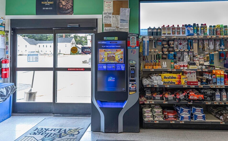 More Photos Of 95 Main St, Fairfield Supermarket For Sale