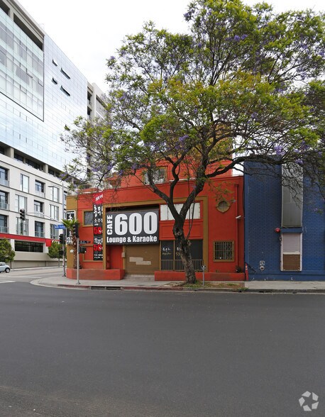 More Photos Of 600 S New Hampshire, Los Angeles Storefront Retail Office For Lease
