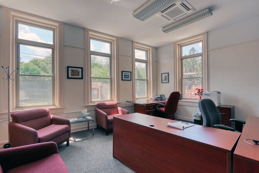 More Photos Of 59 N Main St, Liberty Loft Creative Space For Sale