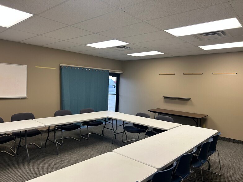 More Photos Of 1930 E 20th Pl, Scottsbluff Medical For Lease