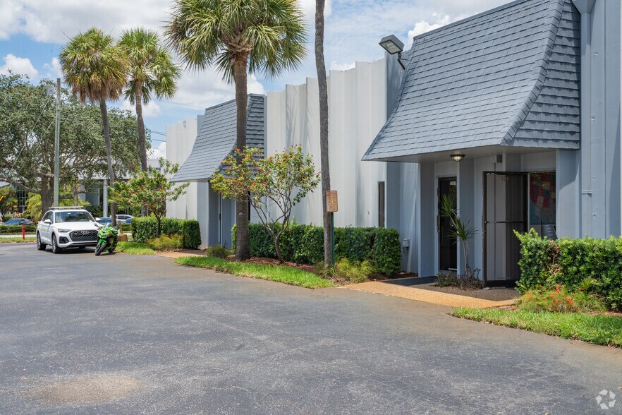 More Photos Of 1001 W Cypress Creek Rd, Fort Lauderdale Office For Lease