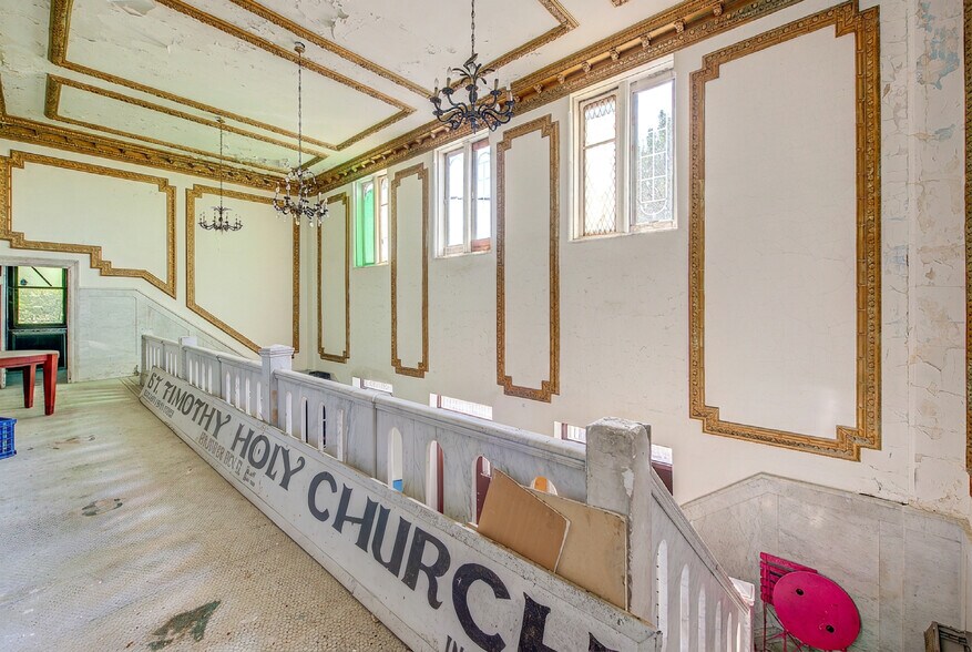 More Photos Of 139 Amboy St, Brooklyn Religious Facility For Lease